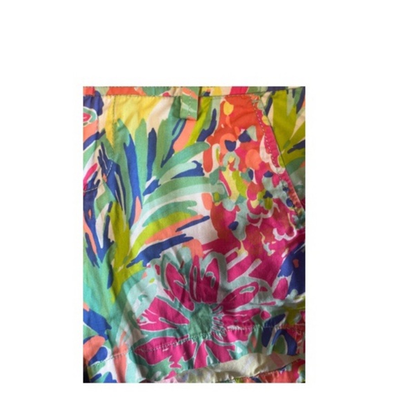 Lilly Pulitzer Colorful Floral Women's Shorts EUC - Picture 3 of 6
